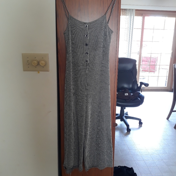 Jumpsuit - Picture 1 of 3